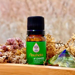 4° CHAKRA CARDÍACO (ANAHATA) – ÓLEO ESSENCIAL DE ALECRIM